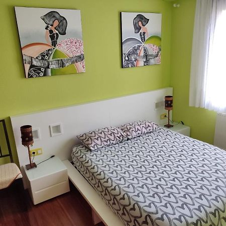 Apartamento Con Piscinas Apartment Кастро-Урдиалес Екстериор снимка