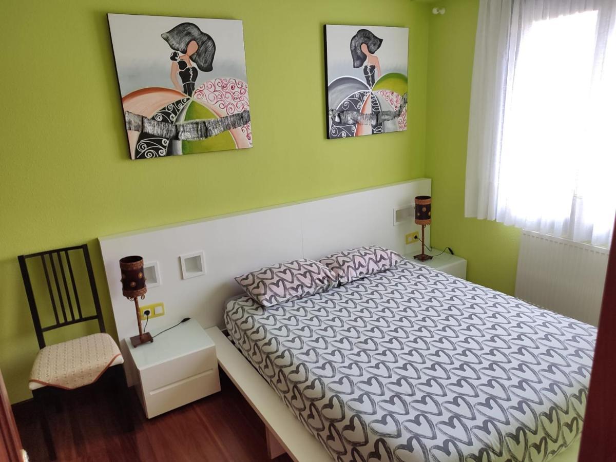 Apartamento Con Piscinas Apartment Кастро-Урдиалес Екстериор снимка