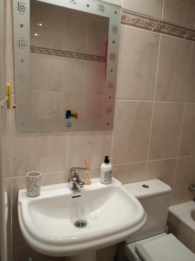 Apartamento Con Piscinas Apartment Кастро-Урдиалес Екстериор снимка